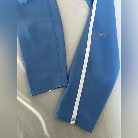 ALO Yoga Airlift High Waist Charger 7/8 Leggings in Crystal blue Sz S $138 - Picture 5 of 10